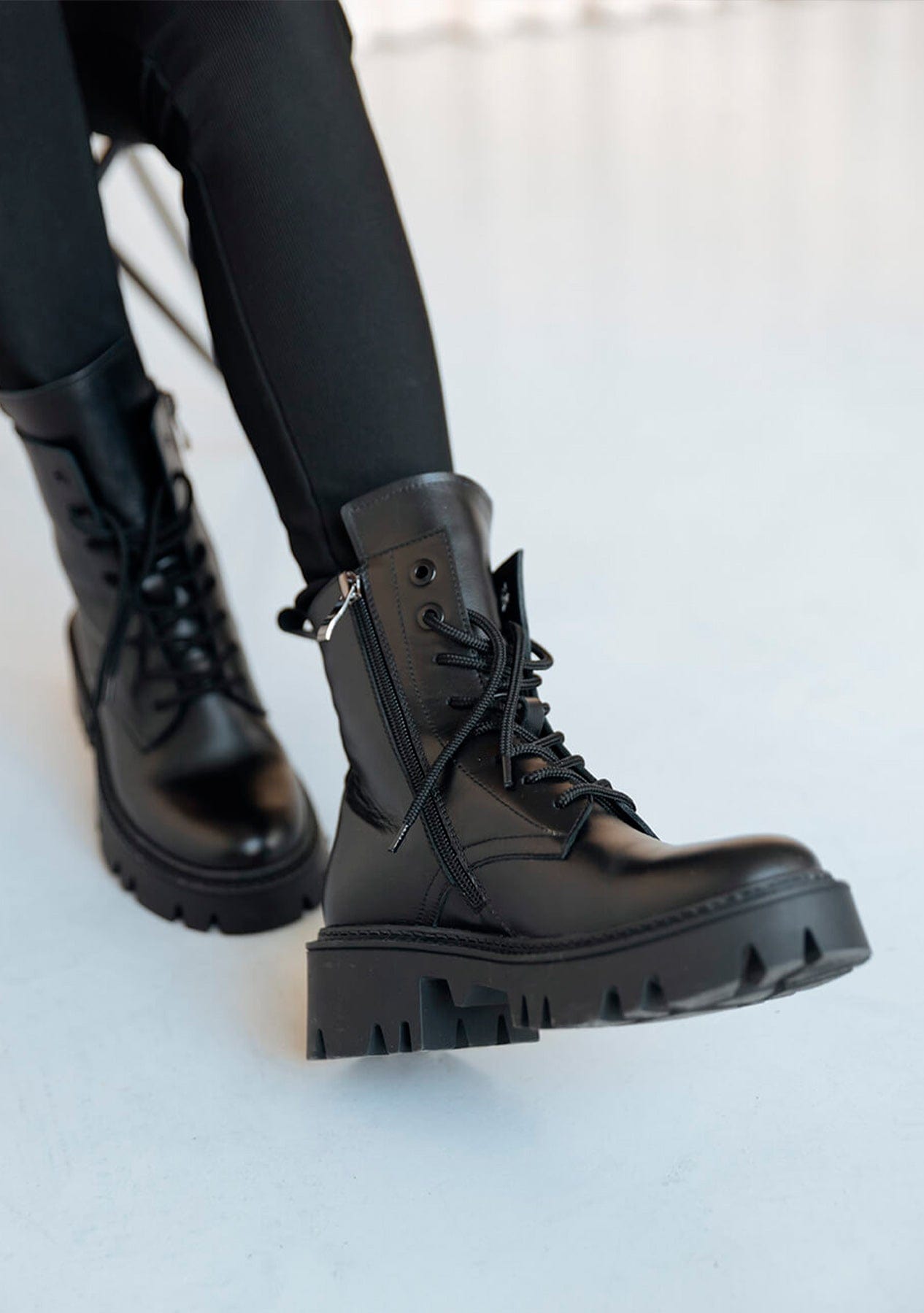 Черевики жіночі шкіряні Etape BOOTS BLACK чорні
