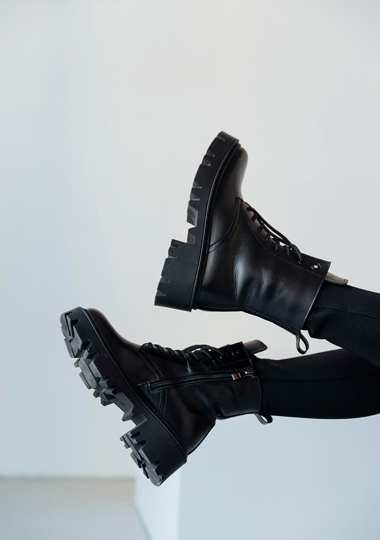 Черевики жіночі шкіряні Etape BOOTS BLACK чорні