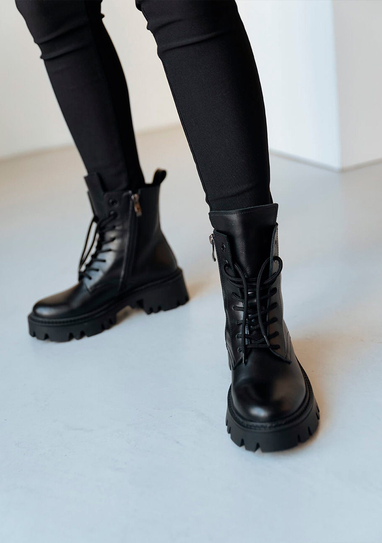 Черевики жіночі шкіряні Etape BOOTS BLACK чорні