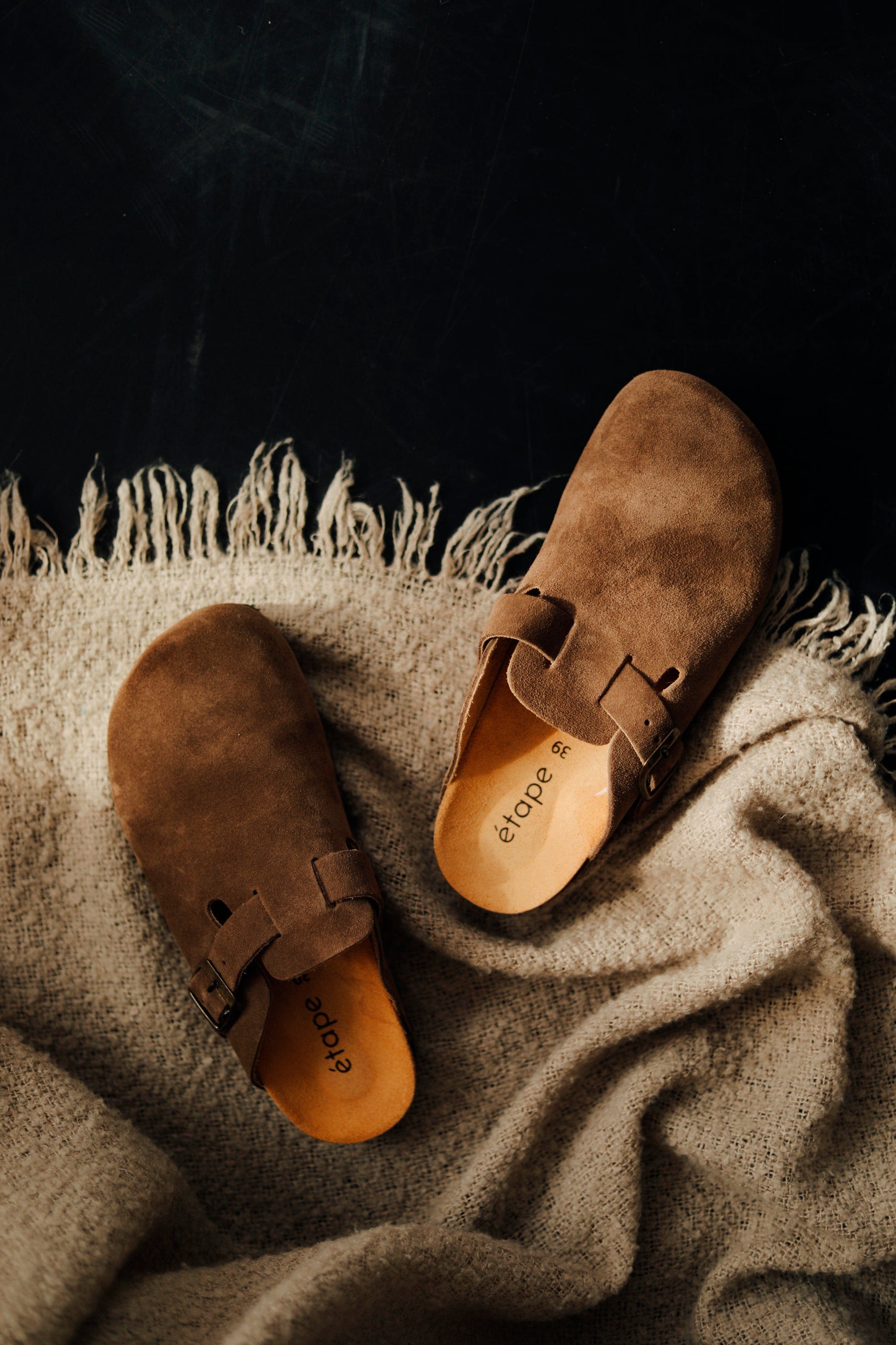 Клоги з замшi жіночі Etape Колір Шоколадний